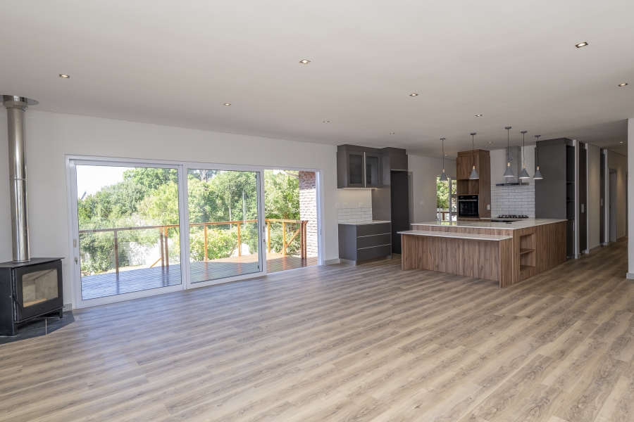 4 Bedroom Property for Sale in Welgemoed Western Cape